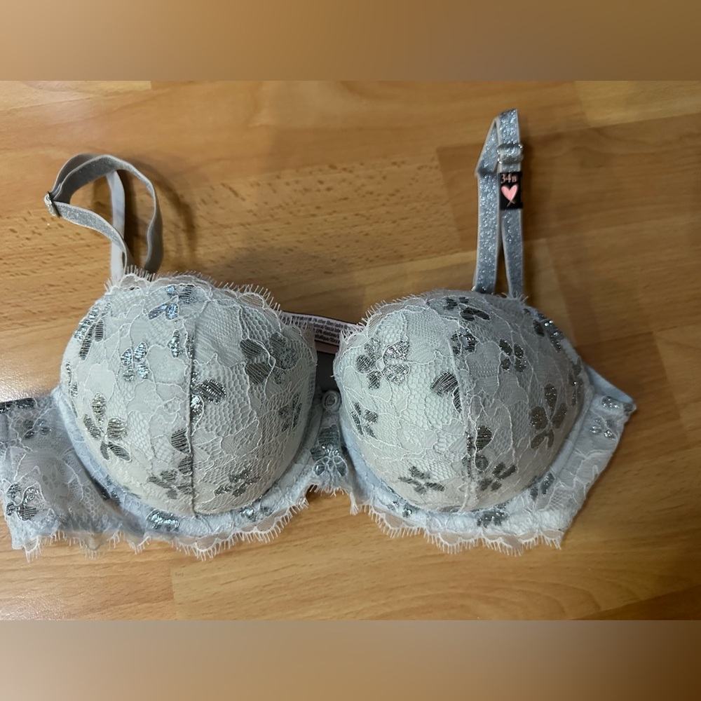 Brand New VS Dream Angels Bra
